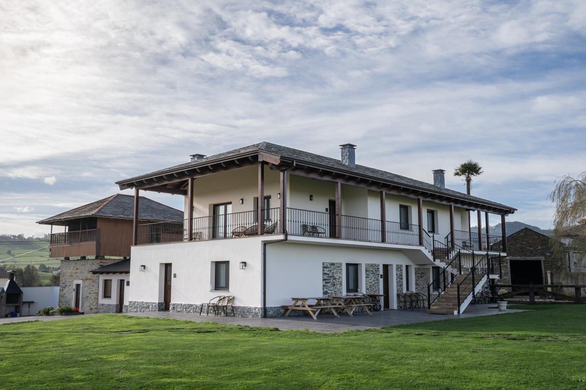 Appartamento La Quintana De Figares Luarca Esterno foto
